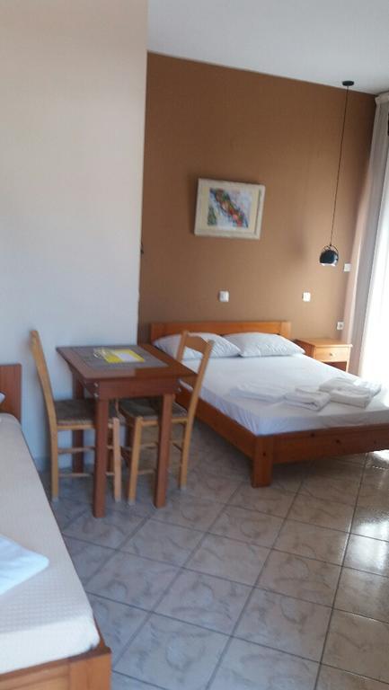 Hanna'S Apartments 팔라이오코라 외부 사진