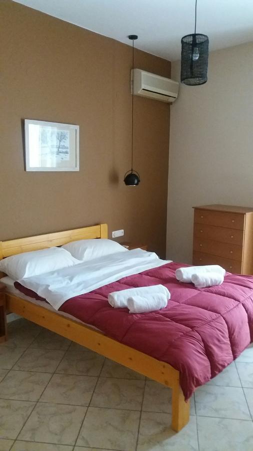 Hanna'S Apartments 팔라이오코라 외부 사진